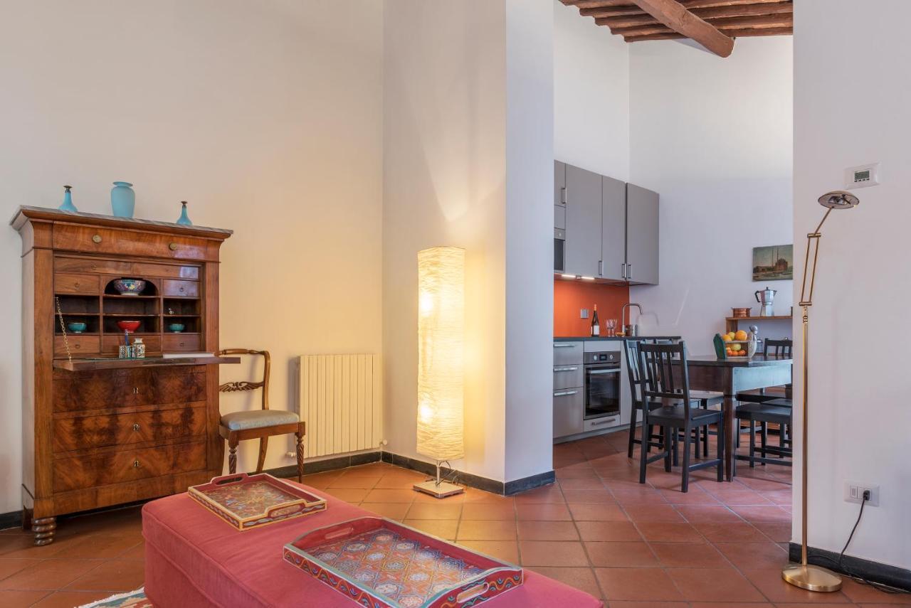 Appartement Three Bedrooms In World-famous Via Giulia - Fromhometorome *