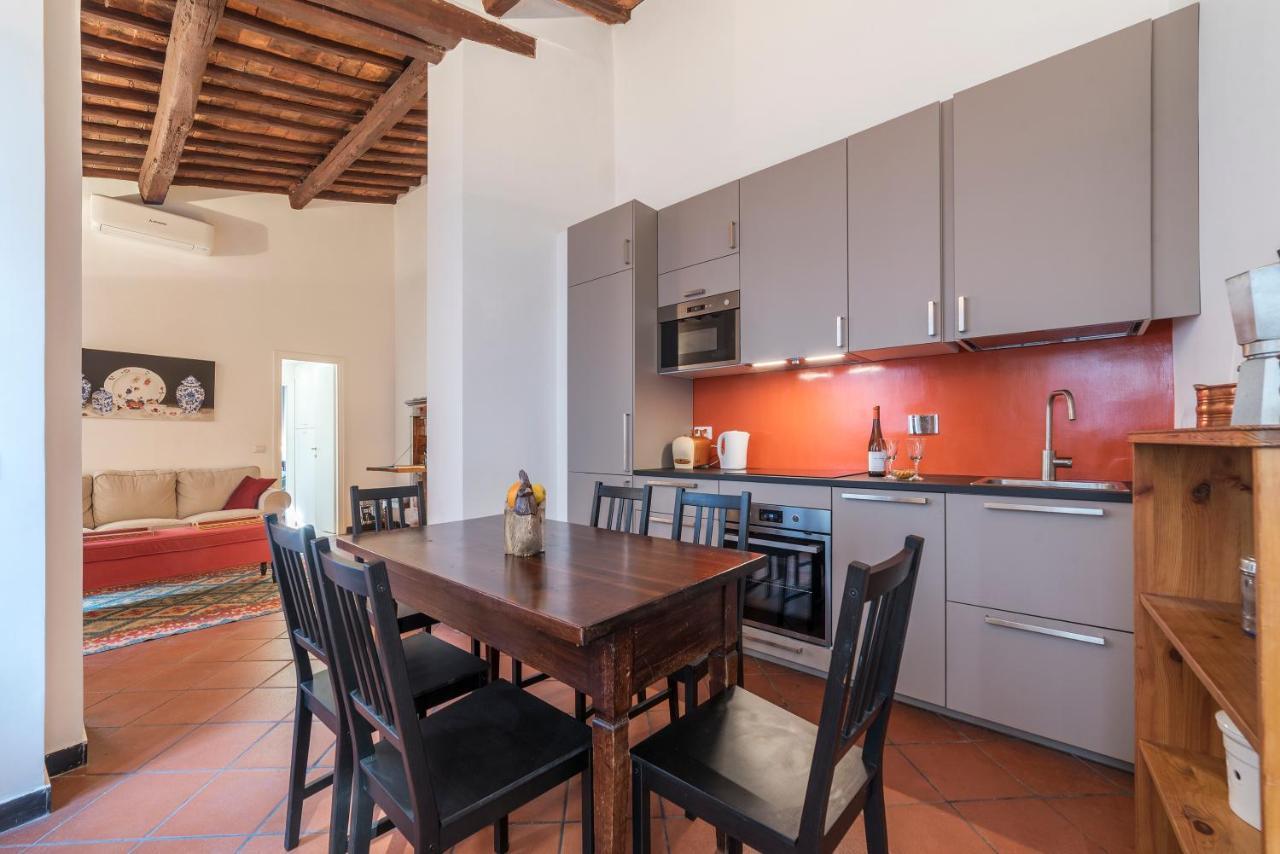 Three Bedrooms In World-famous Via Giulia - Fromhometorome Apartment