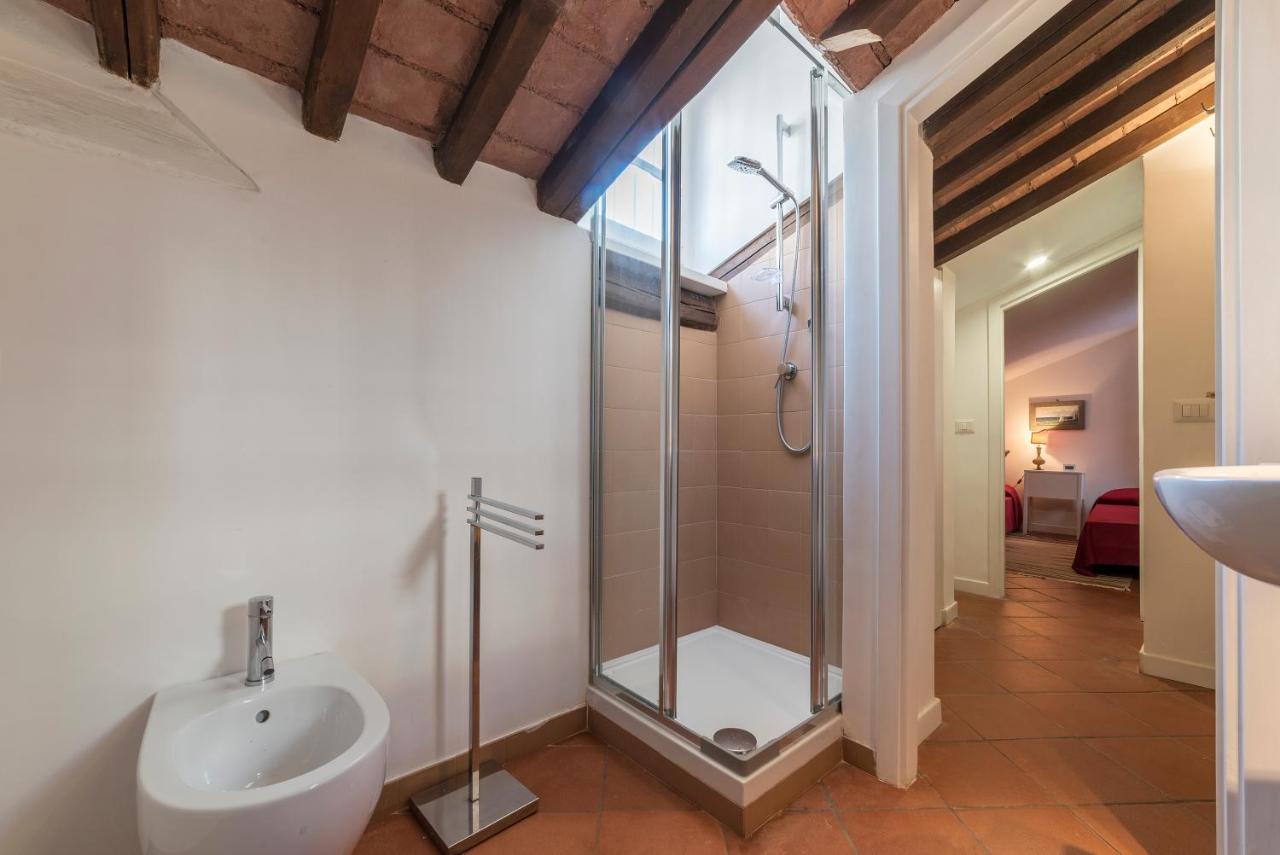 Three Bedrooms In World-famous Via Giulia - Fromhometorome Apartment Rome